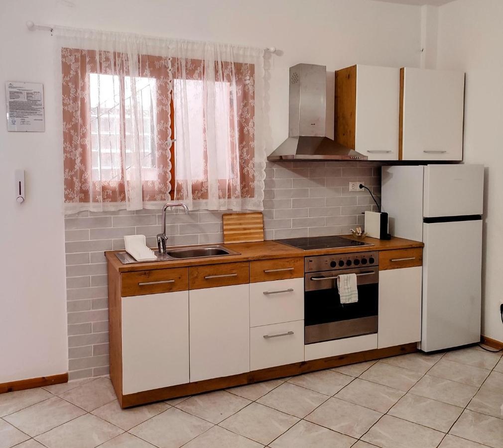 Maroudas Stavros Apartments Вати Экстерьер фото