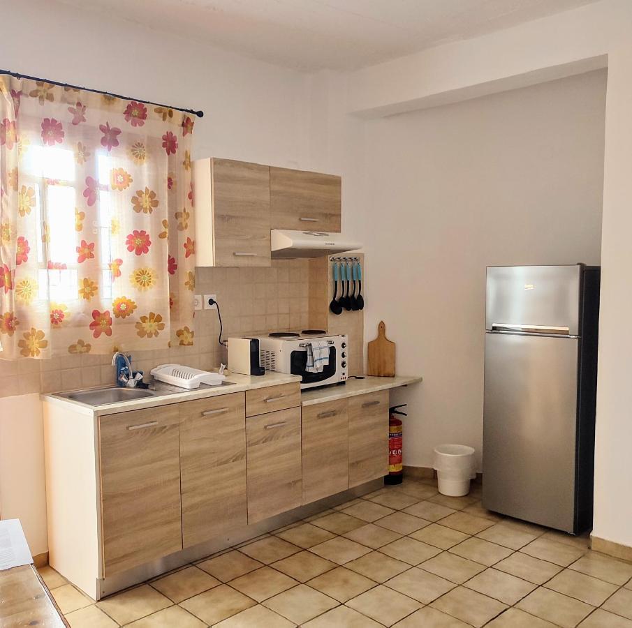 Maroudas Stavros Apartments Вати Экстерьер фото